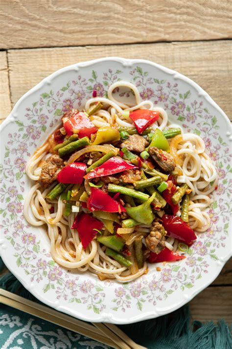 Uyghur Noodles Home Style Leghman Recipe — .